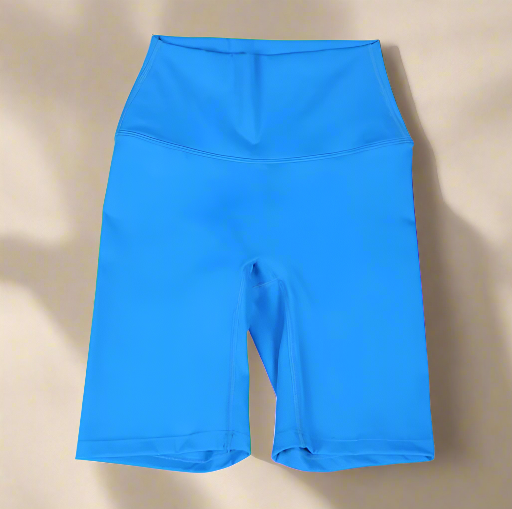 Active wear Mid rise shorts